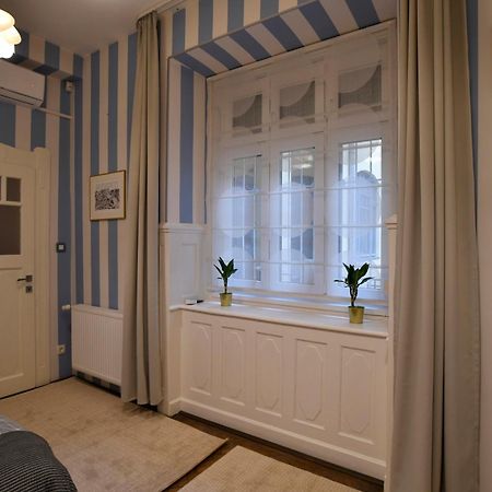 Luxuryflat Near Centre On118 Sqm, 3Br,2Bth,8Bed,Ac Lägenhet Budapest Exteriör bild