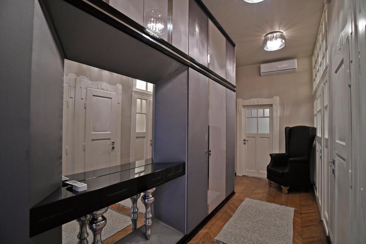 Luxuryflat Near Centre On118 Sqm, 3Br,2Bth,8Bed,Ac Lägenhet Budapest Exteriör bild